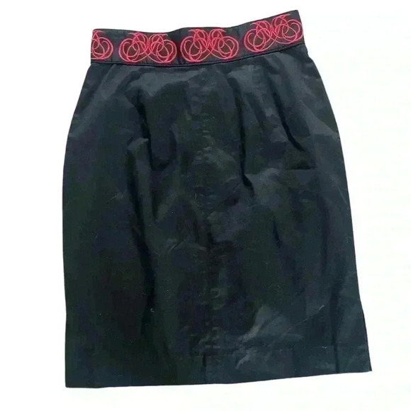 Elizabeth McKay Black Skirt with Embroidered Waist Size 8 - Picture 6 of 7